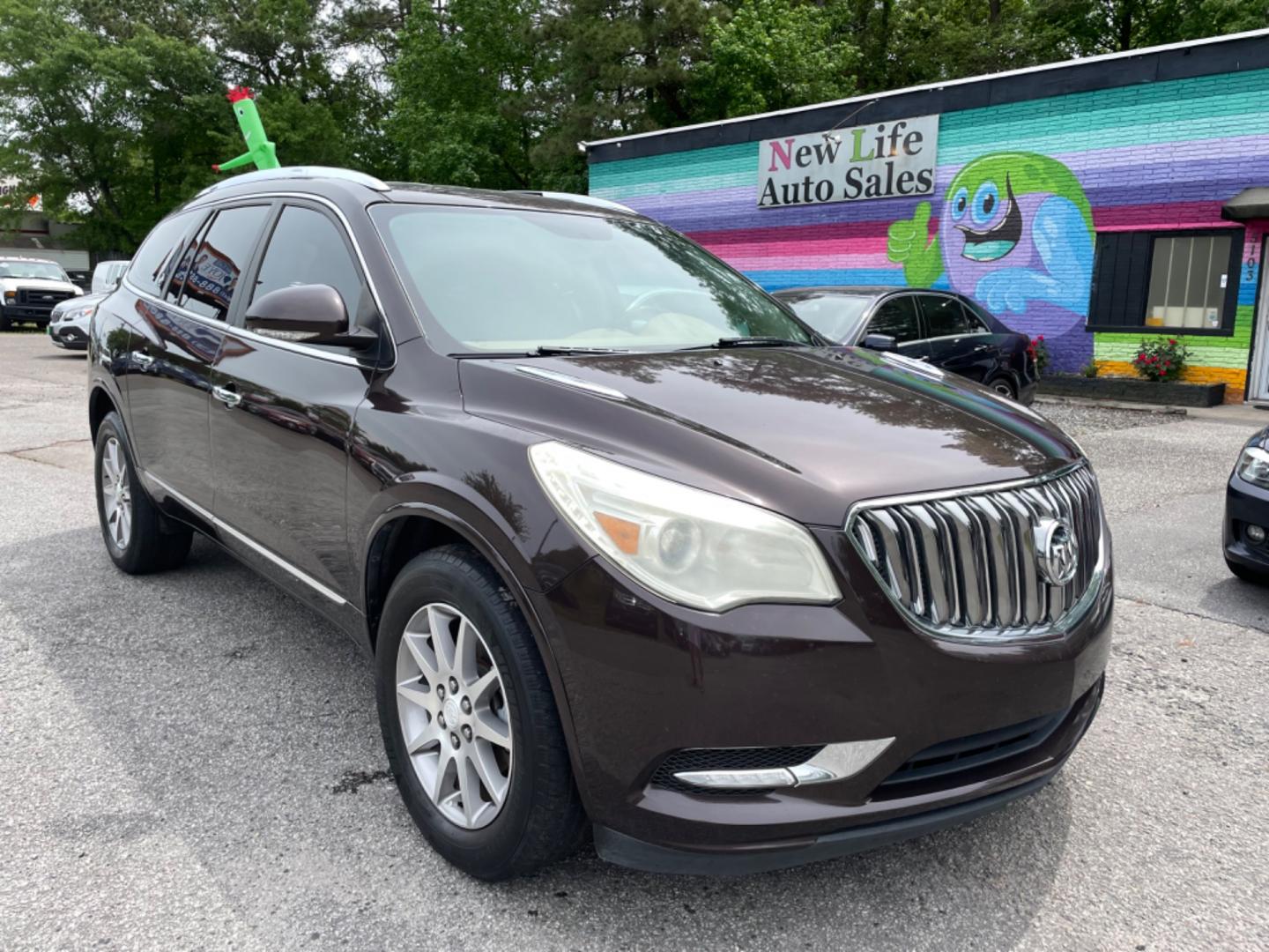 2016 BROWN BUICK ENCLAVE LEATHER (5GAKRBKD4GJ) with an 3.6L engine, Automatic transmission, located at 5103 Dorchester Rd., Charleston, SC, 29418-5607, (843) 767-1122, 36.245171, -115.228050 - Photo#0